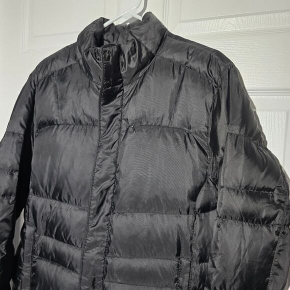 TUMI packaway down puffer jacket - Picture 2 of 8